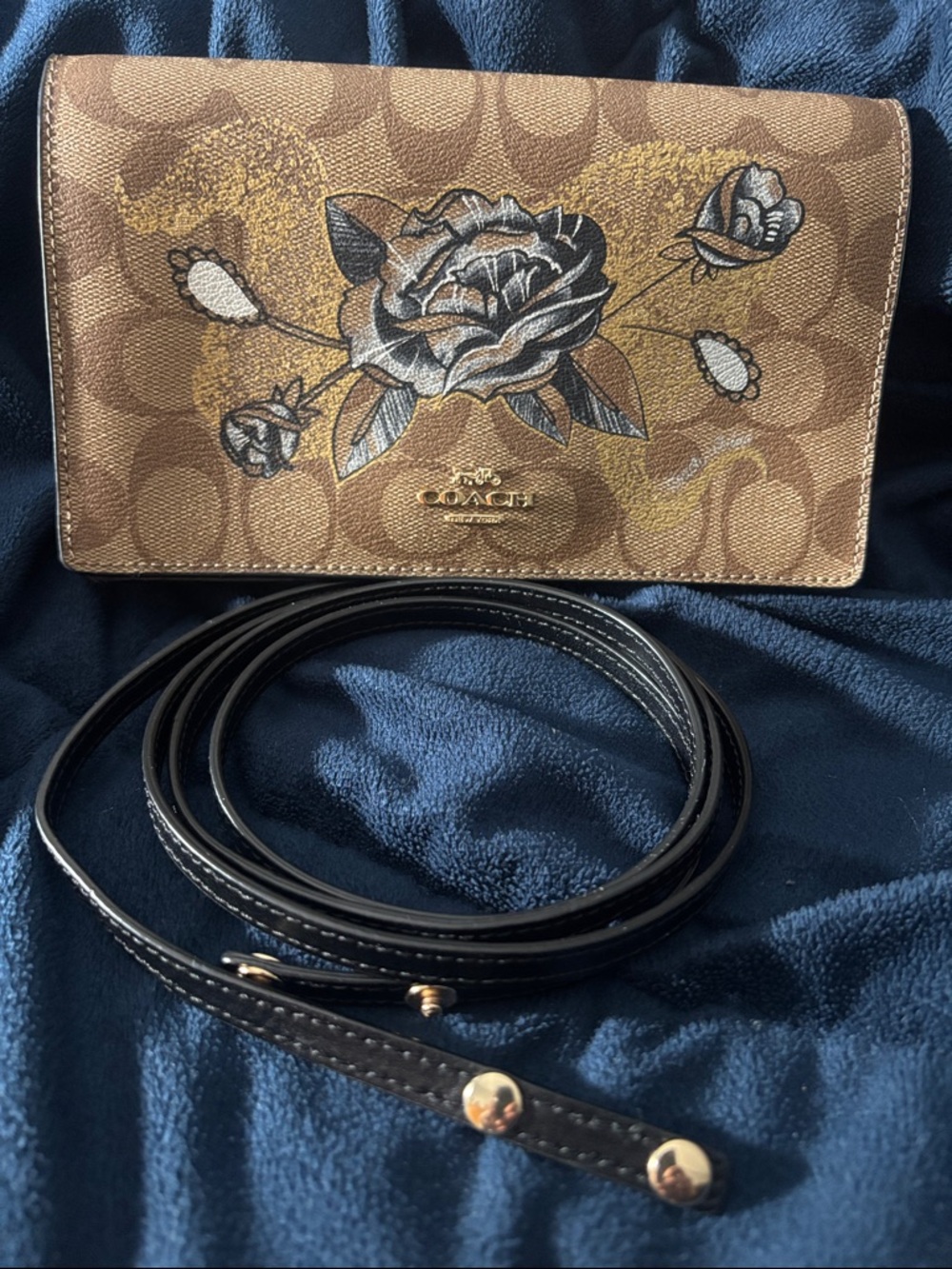 COACH CHELSEA TATTOO ROSE HAYDEN FOLD OVER CROSSBODY TAN/BLACK GLITTER 76771 EUC - Picture 8 of 16